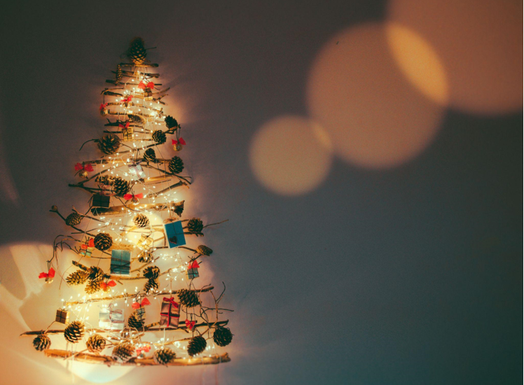 Spruce Up Your Christmas Spirit With The Most Realistic Artificial Christmas Trees